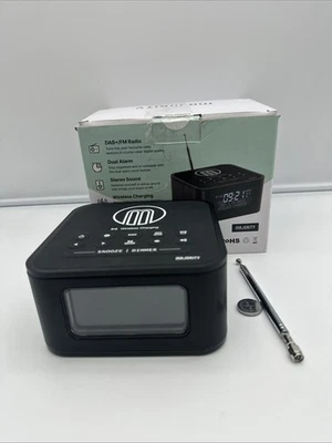 Radiowecker, kabellos Smartphone Laden, DAB, BT,Dimmer Majority Knapton, - Bild 1 von 4