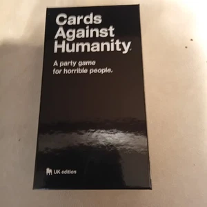 Cards Against Humanity Ein Partyspiel für schreckliche Menschen. Nie benutzt. Sehr lustig - Bild 1 von 2
