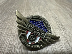 First Responder Heroes Of Covid 19 Enamel Pin - White House Gift Shop - Picture 1 of 7