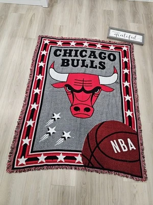 Manta de tapiz tejida vintage Northwest Company CHICAGO BULLS hecha en EE. UU. Foto 1 de 4