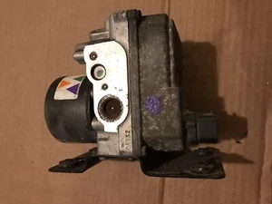 Chevy Monte Carlo ABS Pump Without Traction Control 03 04 05 - Picture 1 of 8