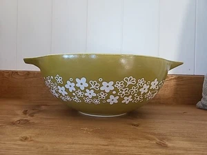 Large Vintage Green PYREX Spring Blossom Crazy Daisy 4 Qt. Mixing Bowl #444 USA - Picture 1 of 15