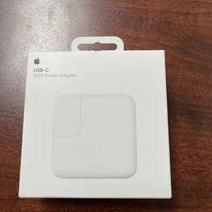 *BRAND NEW* Genuine OEM Apple 30W USB-C Power Adapter with USB-C Charging Cable - Picture 1 of 2