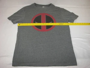 Old Navy Collectibles Deadpool T-Shirt - Picture 1 of 2