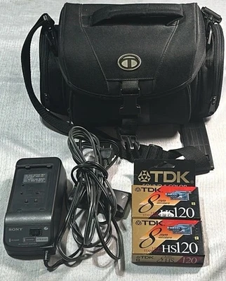 Sony Handycam Vision Video8 Camcorder Model #CCD-TRV22 Bundle-Tested/WORKS Great - Image 1 of 4