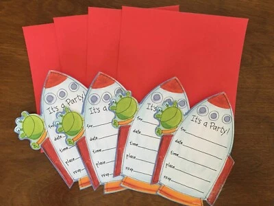 Invitaciones de fiesta de cumpleaños para niños (4) nave espacial roja Foto 1 de 4