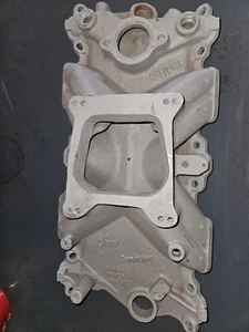 Holley Street Dominator Small Block Chevrolet Chevy 300-1 701R-1 Intake Manifold - Picture 1 of 5