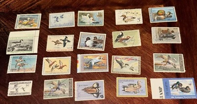 Lot Of 20 US Duck Hunting Stamps - Image 1 of 2