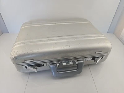 Maletín rígido vintage Zero Halliburton plateado ejecutivo aluminio 18x131/2x41/2 Foto 1 de 4