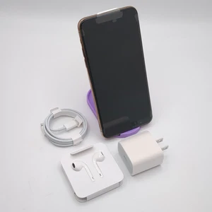 Apple iPhone 11 Pro Max A2161 64 Go | Or | DÉBLOQUÉ - Photo 1 sur 6