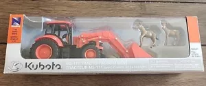 NEW Kubota M5-111 Toy Tractor Assortment 1:32 Scale Model 3 Piece Set Horses NIB - Picture 1 of 6
