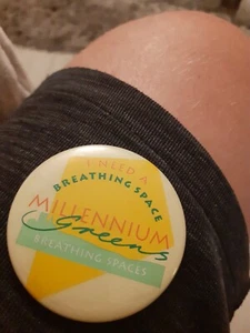 Millennium Greens Vintage Badge - Picture 1 of 2