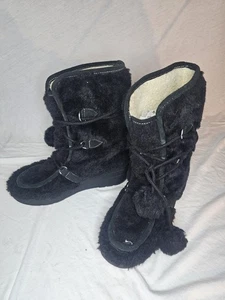 Juicy Couture Snuggle Faux Fur Sherpa Lined 2" Wedge Winter Boots Womens Size 9 - Picture 1 of 10