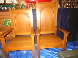 2 ANTIQUE SOLID OAK KING & QUEEN THRONE CHAIRS EXTRA LARGE BEAUTIFUL CONDITION - Picture 1 of 13