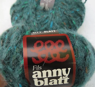 Hoja Fils Anny verde + hilo - 53% mohair - 45% lana - 2% nailon - 99 g - Francia Foto 1 de 4