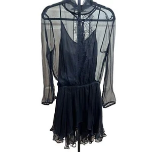 Krisa/Revolve Gr. Medium Spitze Chiffon hochgeschlossen Cascade Midi Slip Kleid Neu mit Etikett - Bild 1 von 12