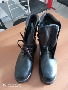 Anfibi Militari Esercito Italiano Misura 42. Montebove. Fondo di Magazzino. - Foto 1 di 7