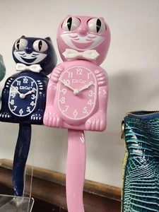 Classic KIT KAT CLOCK -Full Size - 15.5"- MADE IN THE USA Pink - Picture 1 of 2