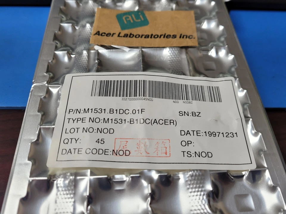 (1 PC) M1531-B1 ACER CHIPSET BGA Foto 1 de 4