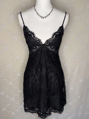 Vestido sin Mangas Victoria’s Secret Negro Encaje Semi Transparente Espalda Abierta Pequeño 34 Busto Foto 1 de 4