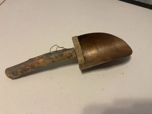 Farm Barn Grain Feed Scoop Shovel Vintage Brass Metal, Wood Primitive Rustic - Picture 1 of 4
