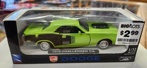 New Ray Dodge 1970 Challenger T/A in Green 1:32 Scale - Picture 1 of 5