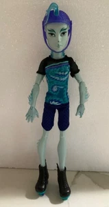 Bambola Monster High WHEEL LOVE GIL WEBBER - Foto 1 di 4