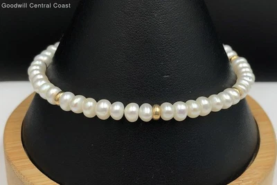 14K Gold Pearl Beads Bracelet - Image 1 of 4