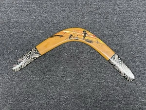 Australian Wooden Boomerang Hand Painted Aboriginal Indigenous Art Australia 20” - Bild 1 von 8