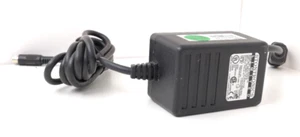 STONTRONICS Limited Netzteil SA-052A4F-10 , 5V und 2.4A , 6 polig Runder Stecker - Afbeelding 1 van 7