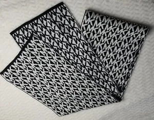 MICHAEL KORS Signature Scarf Logo Knit Black/ White Outerwear 10" X 64" - Picture 1 of 8