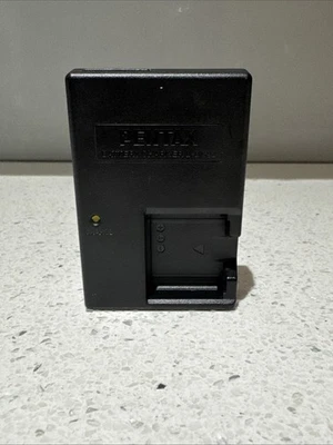 Genuine Pentax D-BC92 Battery Charger Black Very Good Condition - Image 1 of 4