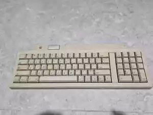 Vintage APPLE M0487 from israel Extended Keyboard 2 *keyboard only* UNTESTED - Picture 1 of 6