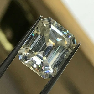 Colorless White 2.5CTW Emerald Cut Loose DEF VVS1 Moissanite 9X7mm Best For Ring - Picture 1 of 6