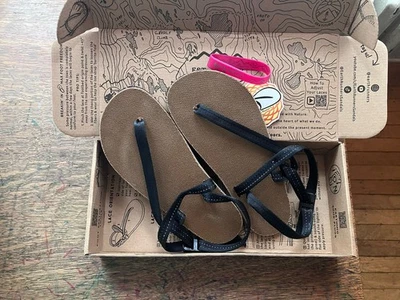 Earth Runners Sandalias Negras Circadianas Mujer’s 8 Hombre’s 6 Nueva Caja Sin Usar Foto 1 de 4