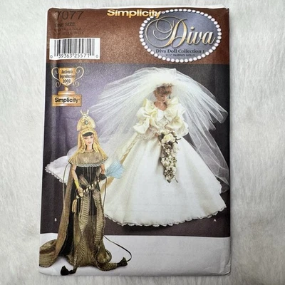 Disfraz de muñeca Barbie con patrón de diva Simplicity 7077 y vestido de novia vestido sin cortar Foto 1 de 4