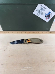 Benchmade 557 Mini Griptilain #8 oder Factory Sharp (UVP 180) USMC Ball / 2012 - Bild 1 von 8