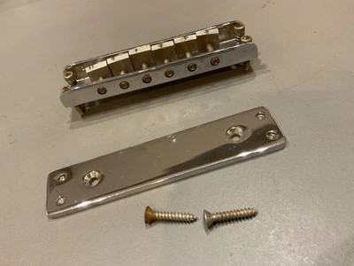 Puente genuino Rickenbacker 325 años 90 Foto 1 de 4