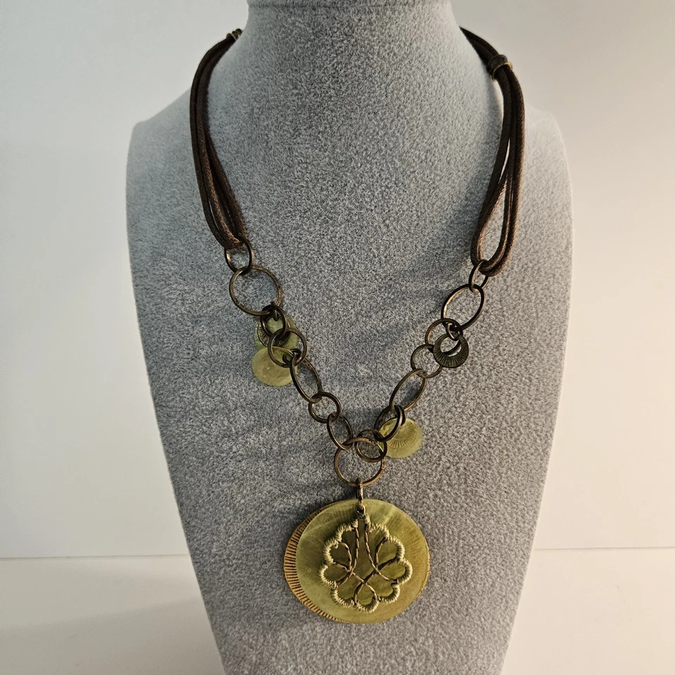 Collar ajustable Coldwater Creek 17-19 pulgadas disco verde marrón metal y cordón Foto 1 de 1