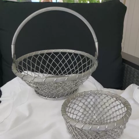 Vtg Woven Aluminum Round Baskets x 2 Large w/ Handle Spring Country Farm Cottage Cover
