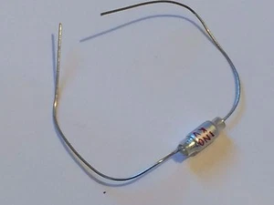 1000pF 1nF .001uF 400V LCR METALLIZED POLYESTER CAPACITOR ad1s7 - Picture 1 of 1