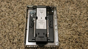 ICY DOCK 2.5 inch to 3.5 SATA HDD & SSD Metal Fast Adapter - Picture 1 of 5