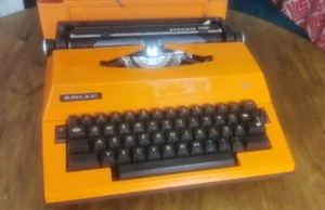 Vintage Adler Gabriele 2000 German Made 1970s Electric typewriter - EXCELLENT - Picture 1 of 18