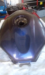Yamaha YZF R6 RJ03 99-02 Tank Benzintank Kraftstofftank-Hahn Sensor Tankhalter - Bild 1 von 9