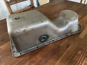 International Harvester NOS V8 oil pan IHC 345 - Picture 1 of 12