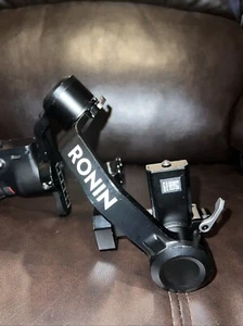 DJI RS 3 Mini 3-Axis Gimbal Stabilizer - Picture 1 of 4