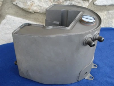 DE COLECCIÓN TANQUE DE ACEITE SIN PINTAR HARLEY PANHEAD KNUCKLEHEAD OEM REP # 62504-38 Foto 1 de 4