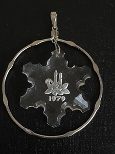 Vintage Silver Tone Snowflake Glass Clear Christmas Candle 1979 Pendant - Picture 1 of 3