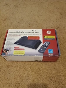 General Electric GE 23333 Smart Digital DTV Converter - Picture 1 of 4