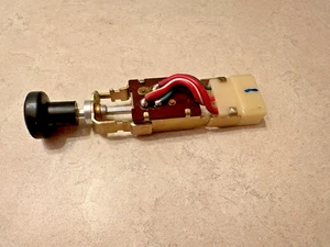 NOS 84110-20130 HEAD LIGHT SWITCH CORONA RT83,RT5 ,RT93 PULL ON SWITCH - Picture 1 of 2
